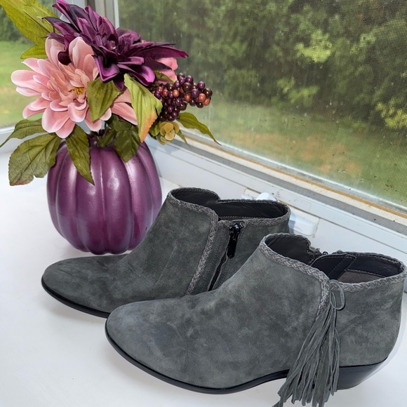 Sam Edelman Paige Velvet Fringed Ankle Bootie Gray Size 8 EUC - Picture 4 of 8